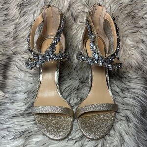 Badgley Mischka Embellished Glitter Ankle-Strap Heels in Champagne 7.5 NEW! 🥂